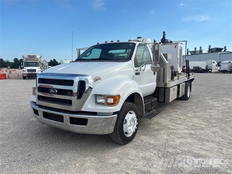 Ford F-650 Combi / vacuum trucks