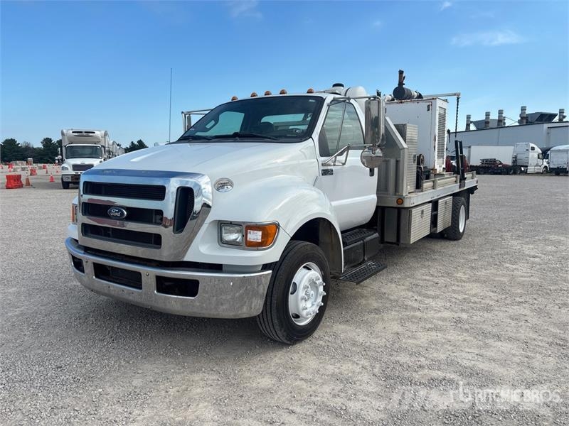 Ford F-650 Combi / vacuum trucks