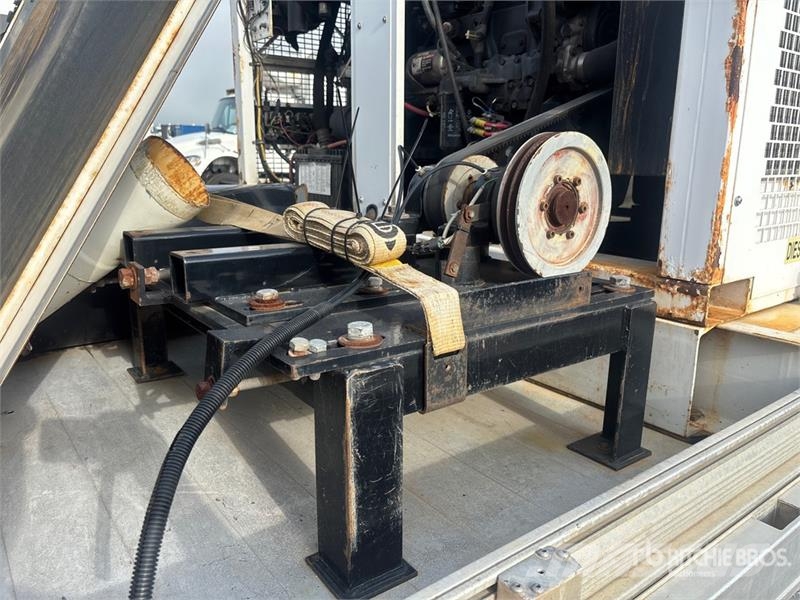 Ford F-650 Combi / vacuum trucks