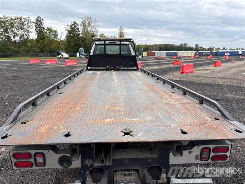 Ford F-650 4x2 Rollback Truck Recovery vozila