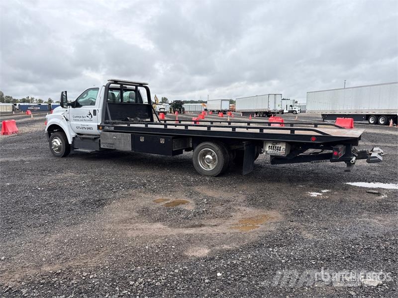 Ford F-650 4x2 Rollback Truck Recovery vozila