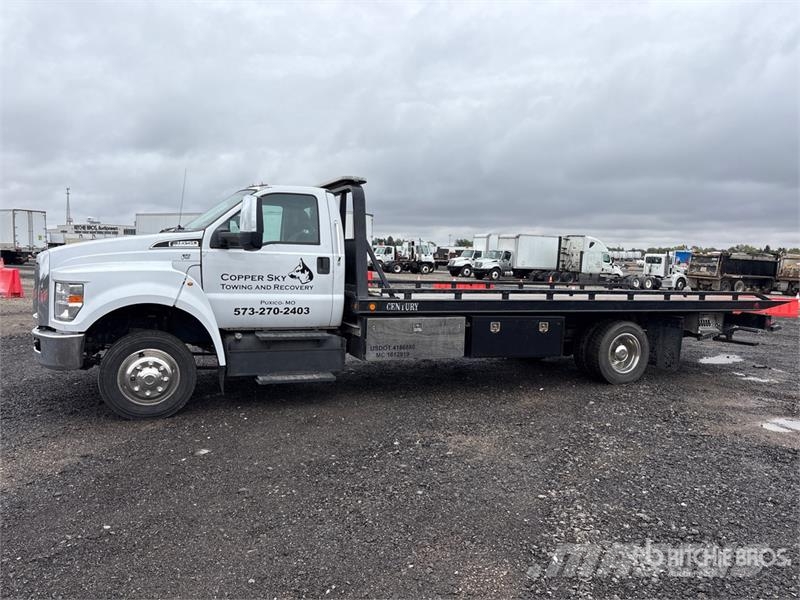 Ford F-650 4x2 Rollback Truck Recovery vozila
