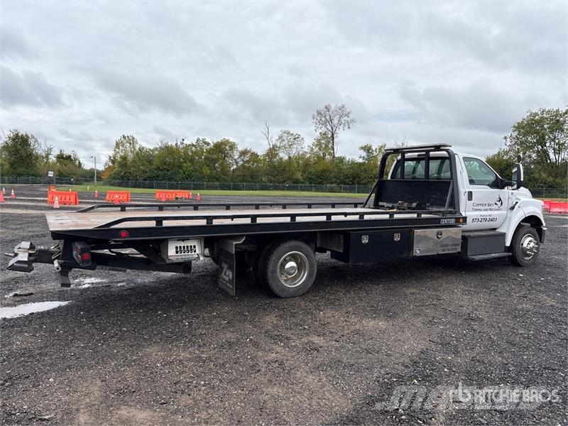 Ford F-650 4x2 Rollback Truck Recovery vozila