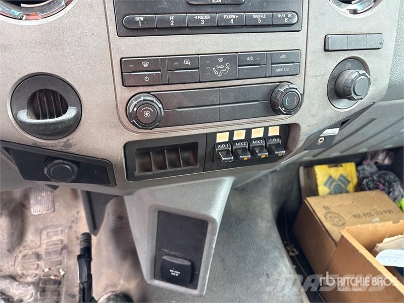 Ford F-650 4x2 Rollback Truck Recovery vozila