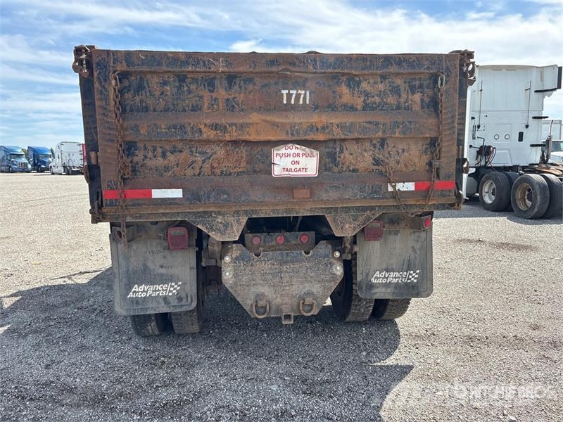 Ford F-650 4x2 S/A Dump Truck Tippbilar