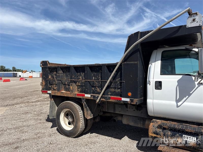 Ford F-650 4x2 S/A Dump Truck Tippbilar