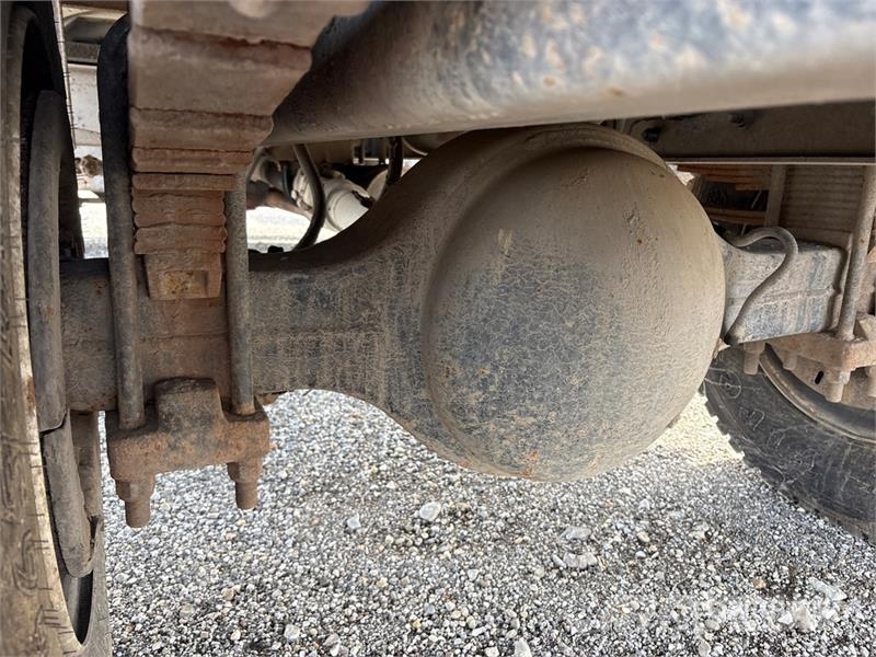 Ford F-650 4x2 S/A Dump Truck Tippbilar