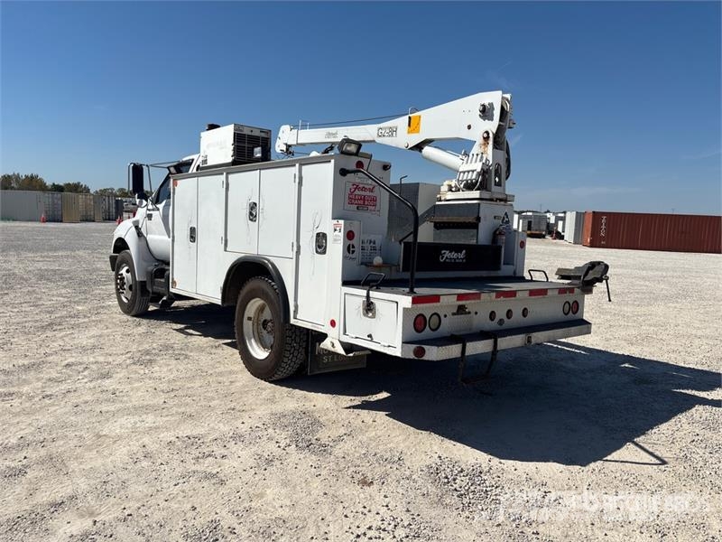 Ford F-650 4x2 Service Truck Vehículos municipales multiusos