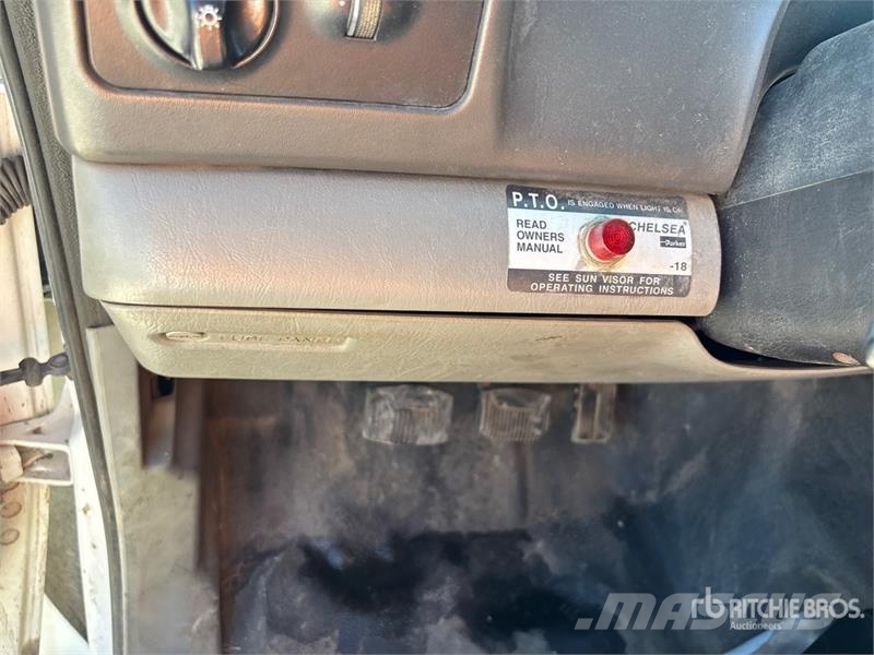 Ford F-650 4x2 Service Truck Vehículos municipales multiusos
