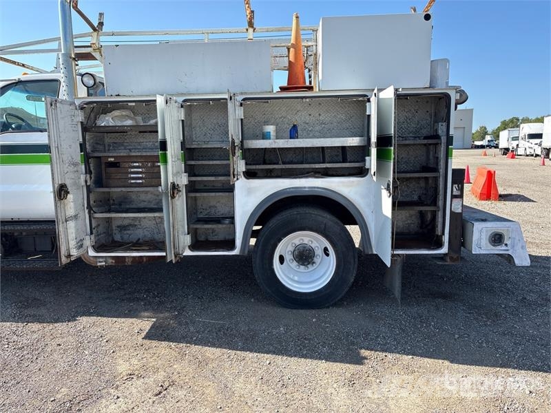 Ford F-650 4x2 Service Truck 都市/通用型車輛