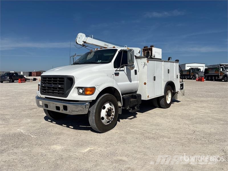 Ford F-650 4x2 Service Truck Vehículos municipales multiusos