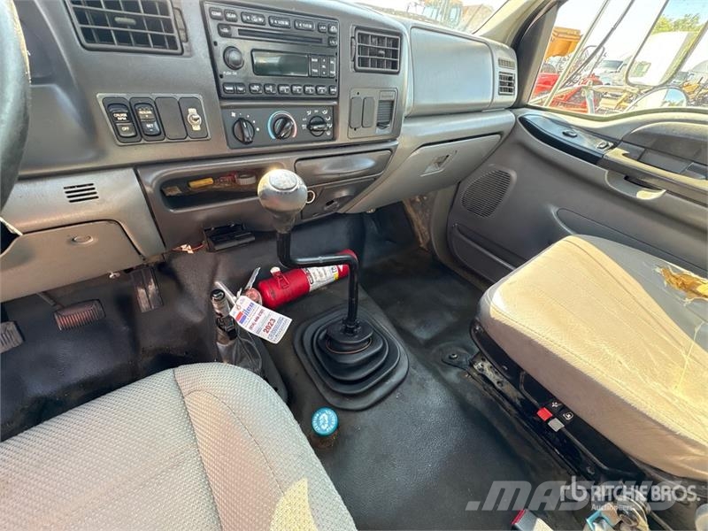 Ford F-650 4x2 Service Truck 都市/通用型車輛