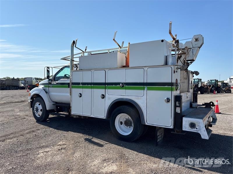 Ford F-650 4x2 Service Truck 都市/通用型車輛
