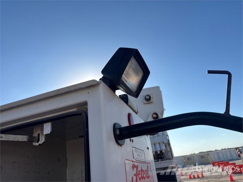 Ford F-650 4x2 Service Truck Vehículos municipales multiusos