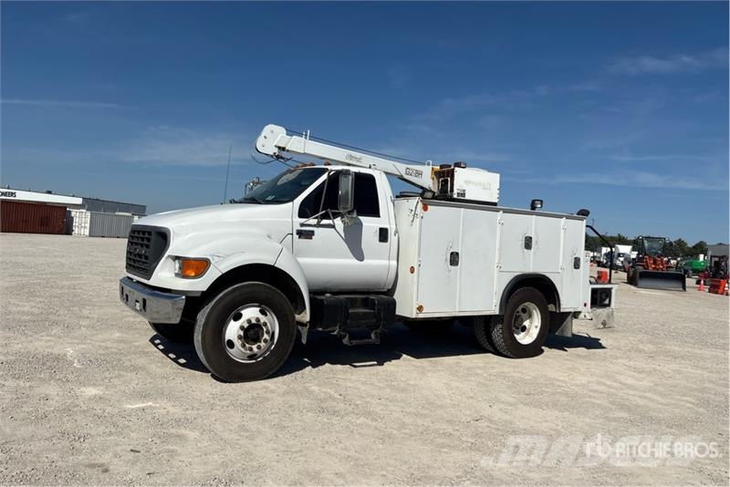 Ford F-650 4x2 Service Truck Vehículos municipales multiusos