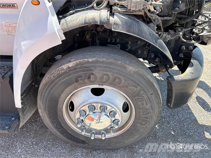 Ford F-650 4x2 Van Truck Φορτηγά Κόφα