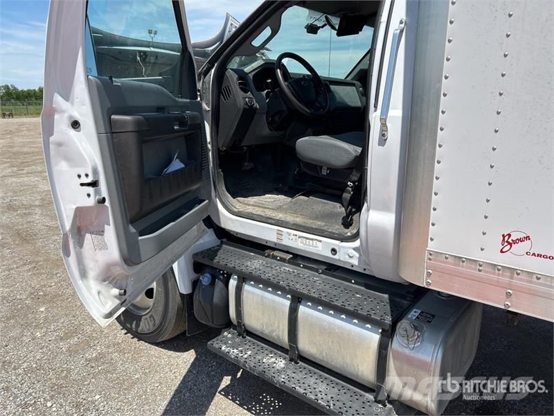 Ford F-650 4x2 Van Truck Φορτηγά Κόφα