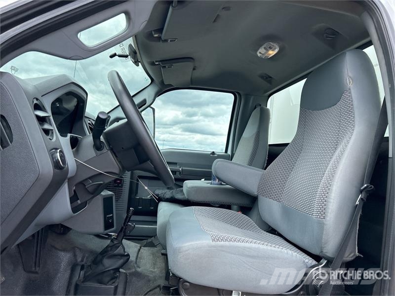 Ford F-650 4x2 Van Truck (Inoperable) Φορτηγά Κόφα