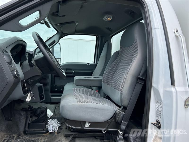 Ford F-650 4x2 Van Truck Φορτηγά Κόφα