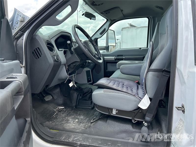 Ford F-650 4x2 Van Truck Φορτηγά Κόφα