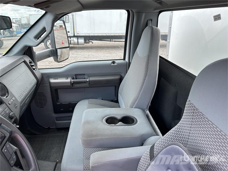 Ford F-650 4x2 Van Truck Φορτηγά Κόφα