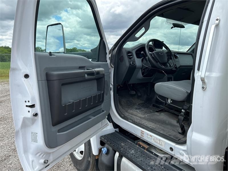 Ford F-650 4x2 Van Truck (Inoperable) Φορτηγά Κόφα