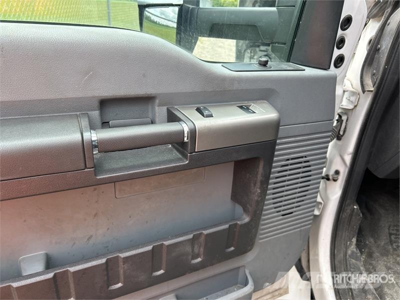 Ford F-650 4x2 Van Truck Φορτηγά Κόφα