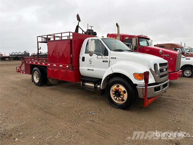 Ford F-650 XL 4x2 Flatbed Truck (Inoperable) Flatbed kamyonlar