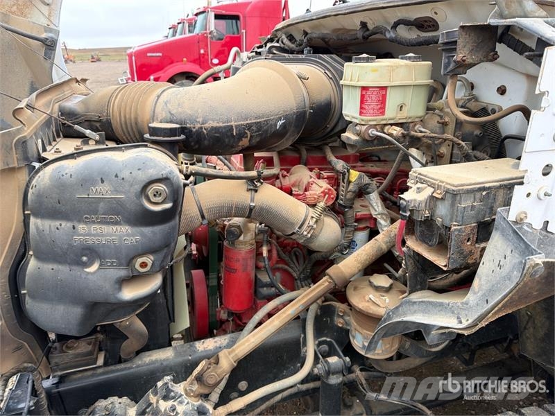 Ford F-650 XL 4x2 Flatbed Truck (Inoperable) Flatbed kamyonlar
