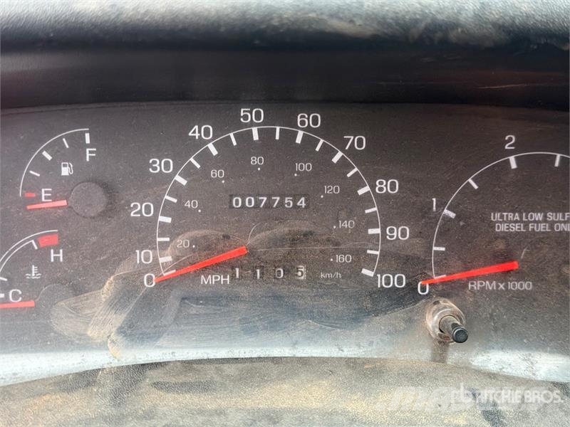 Ford F-650 XL 4x2 Flatbed Truck (Inoperable) Flatbed kamyonlar