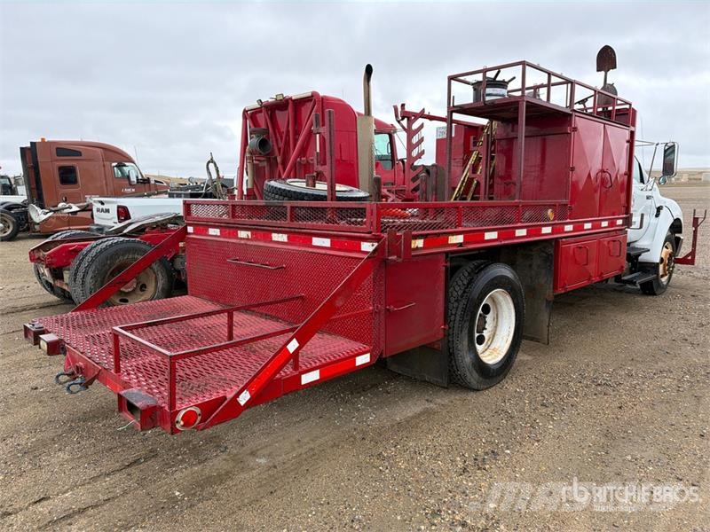 Ford F-650 XL 4x2 Flatbed Truck (Inoperable) Flatbed kamyonlar