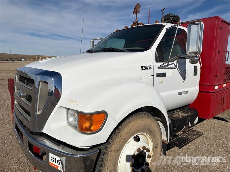 Ford F-650 XL 4x2 Flatbed Truck Tovornjaki s kesonom/platojem