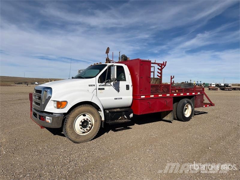 Ford F-650 XL 4x2 Flatbed Truck Tovornjaki s kesonom/platojem