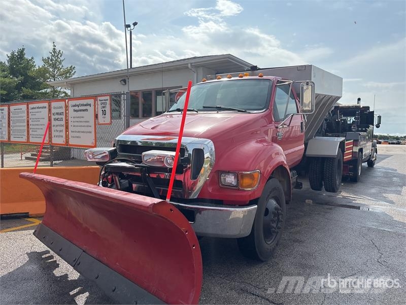 Ford F-650 XL 4x2 Snow Plow Truck Vehículos municipales multiusos