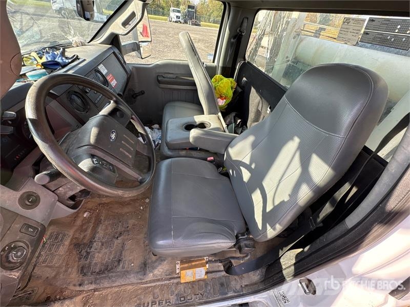 Ford F-750 Mobil fúró teherautók