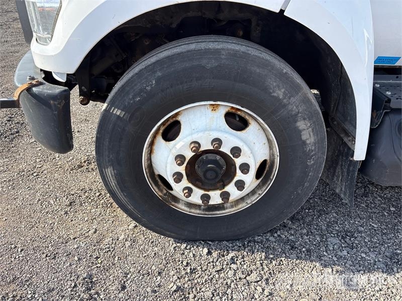 Ford F-750 Mobil fúró teherautók
