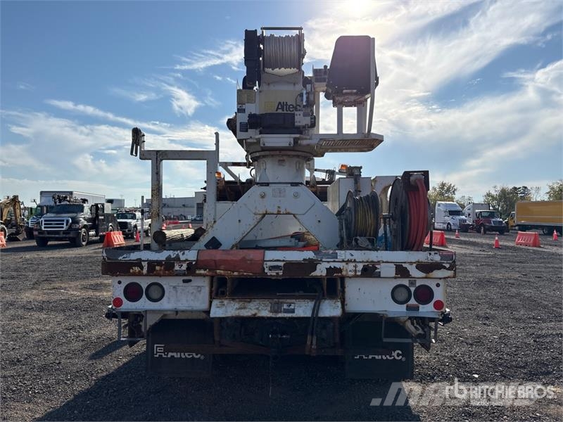 Ford F-750 Mobil fúró teherautók