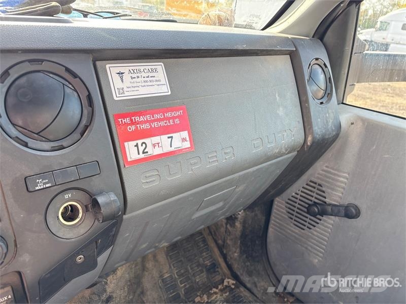 Ford F-750 Mobil fúró teherautók