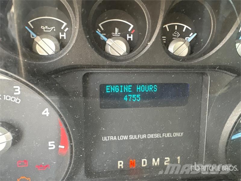 Ford F-750 Mobil fúró teherautók