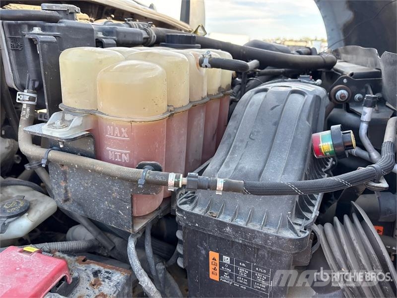 Ford F-750 Mobil fúró teherautók