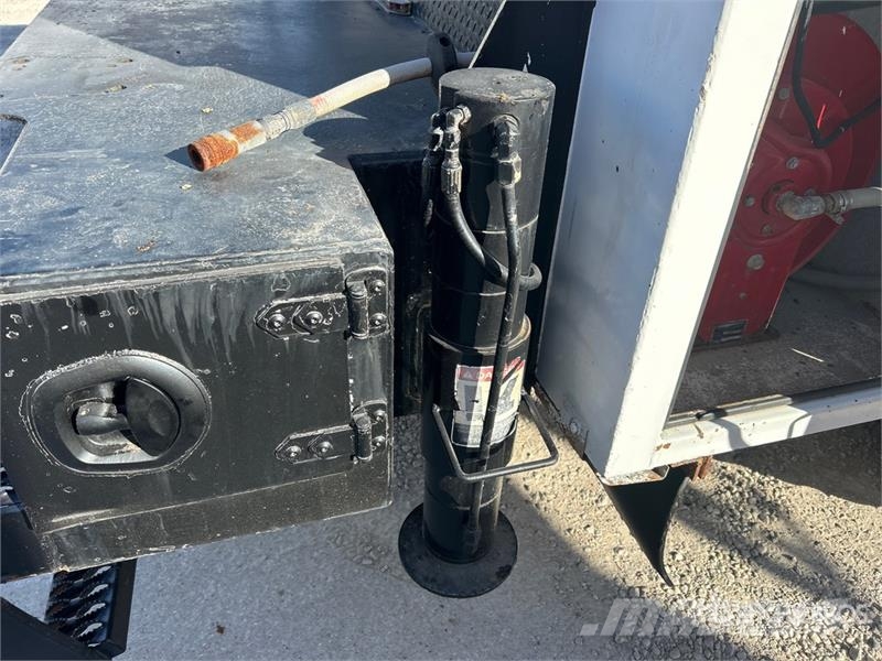 Ford F-750 4x2 Service Truck Kommunalt / generelt kjøretøy