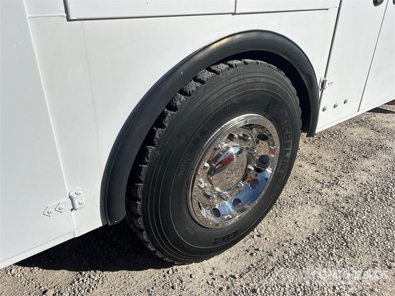 Ford F-750 4x2 Service Truck Kommunalt / generelt kjøretøy