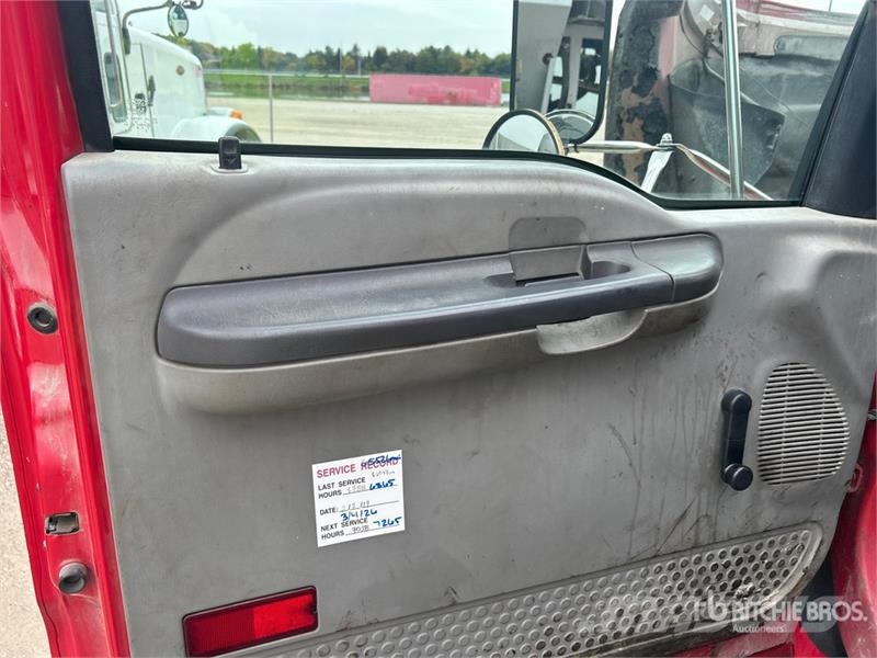 Ford F-750 4x2 Service Truck Komunalna vozila
