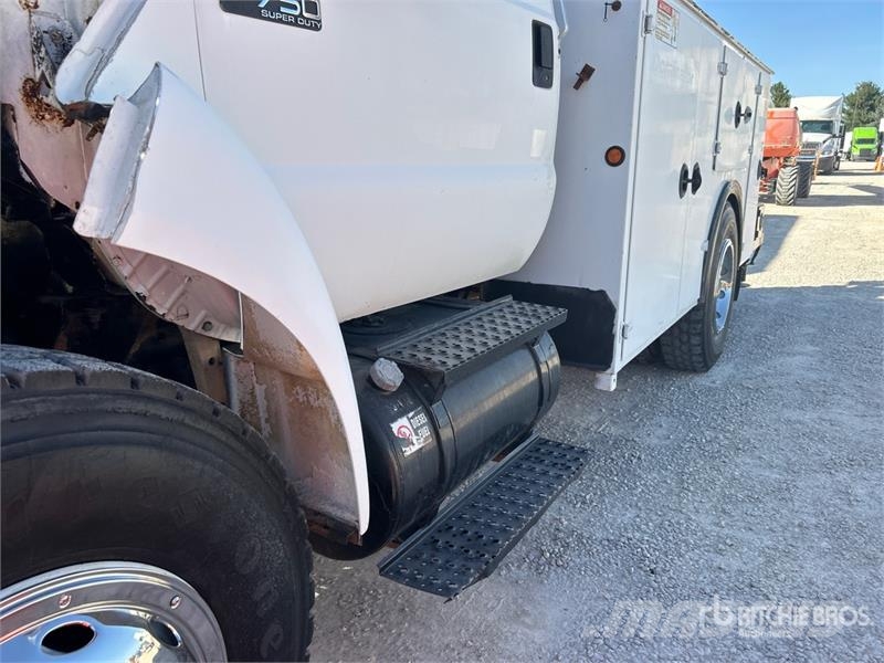 Ford F-750 4x2 Service Truck Kommunalt / generelt kjøretøy