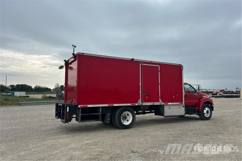 Ford F-750 4x2 Service Truck Camiões Municipais / Uso Geral