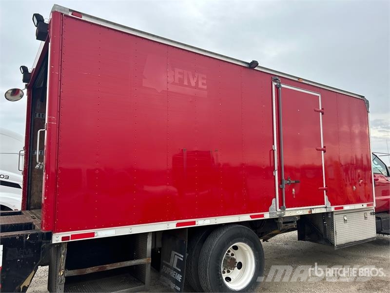 Ford F-750 4x2 Service Truck Komunalna vozila