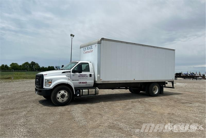 Ford F-750 4x2 Van Truck Φορτηγά Κόφα