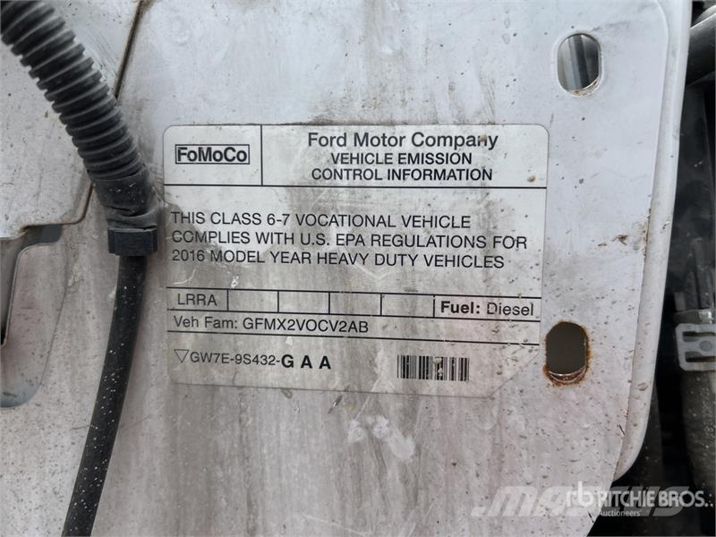 Ford F-750 4x2 Van Truck Φορτηγά Κόφα