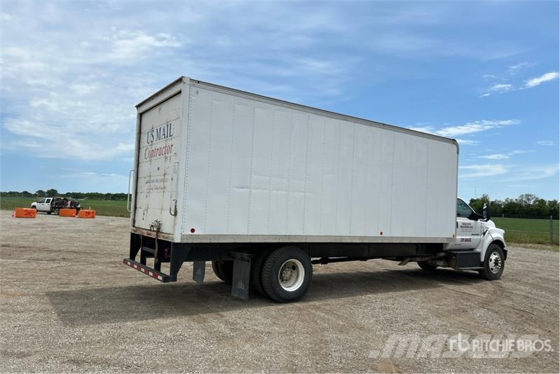 Ford F-750 4x2 Van Truck Φορτηγά Κόφα