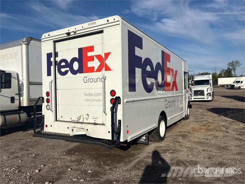 Ford F59 4x2 Step Van Box body